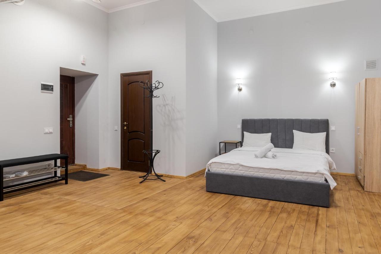 Apartment On Stavropihiiska Street 3 Liov Exterior foto
