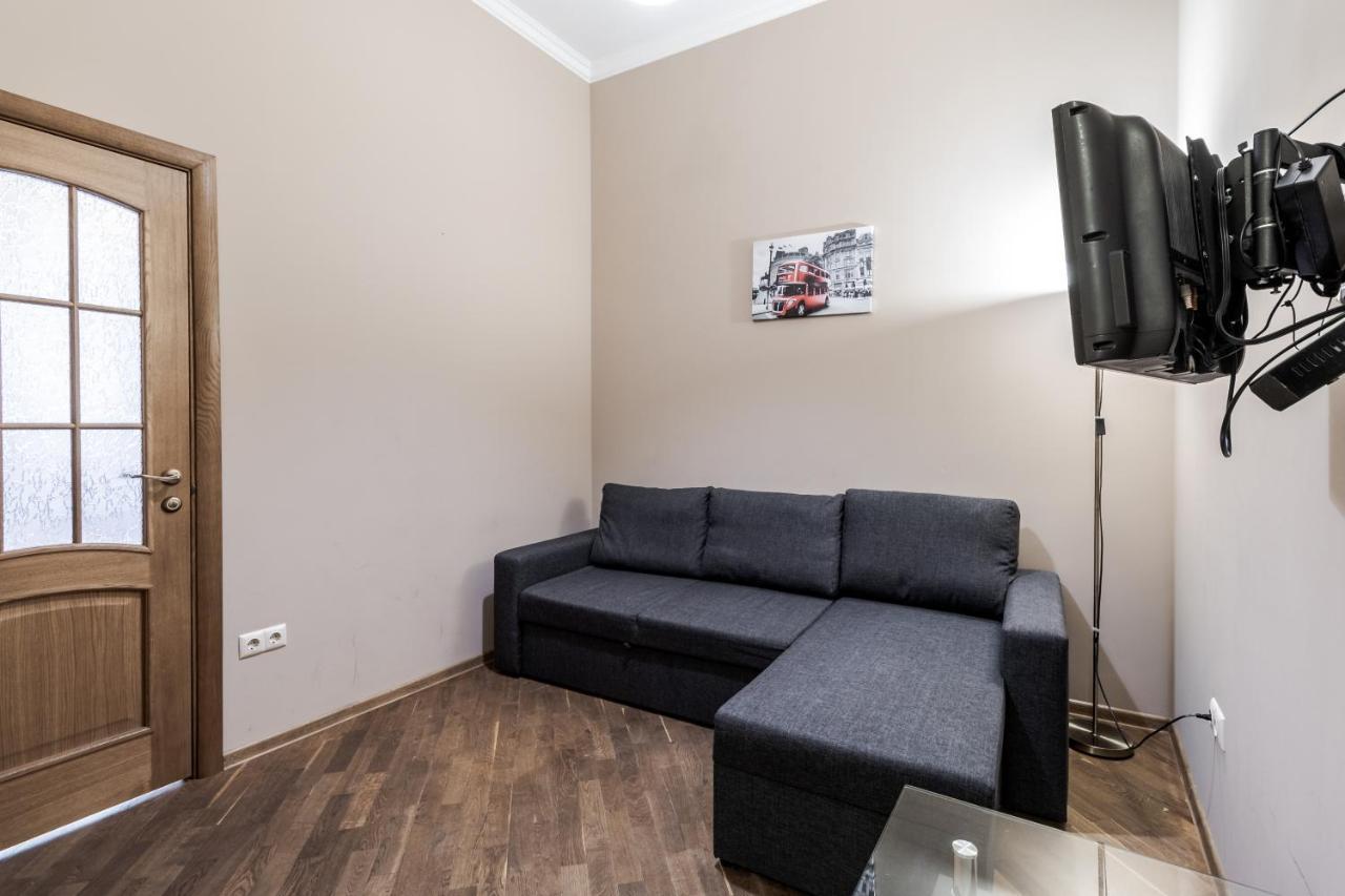Apartment On Stavropihiiska Street 3 Liov Exterior foto