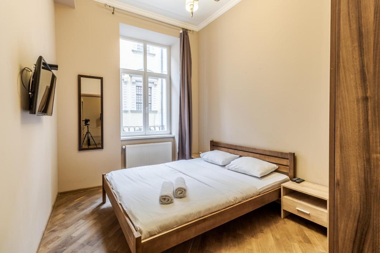 Apartment On Stavropihiiska Street 3 Liov Exterior foto